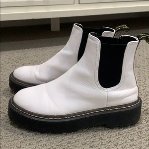 dupe Dr. Martens white chelsea boots
